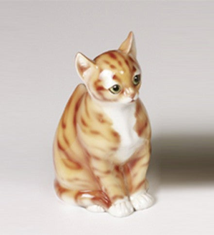 Tabby cat toilet brush holder